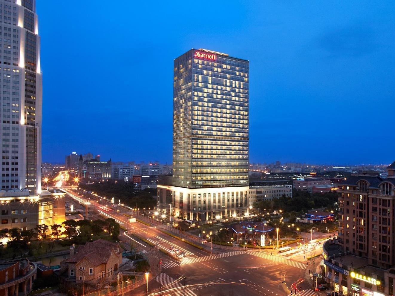 Marriott Pudong East - Only A 30 Minute Drive From Hotel 5*