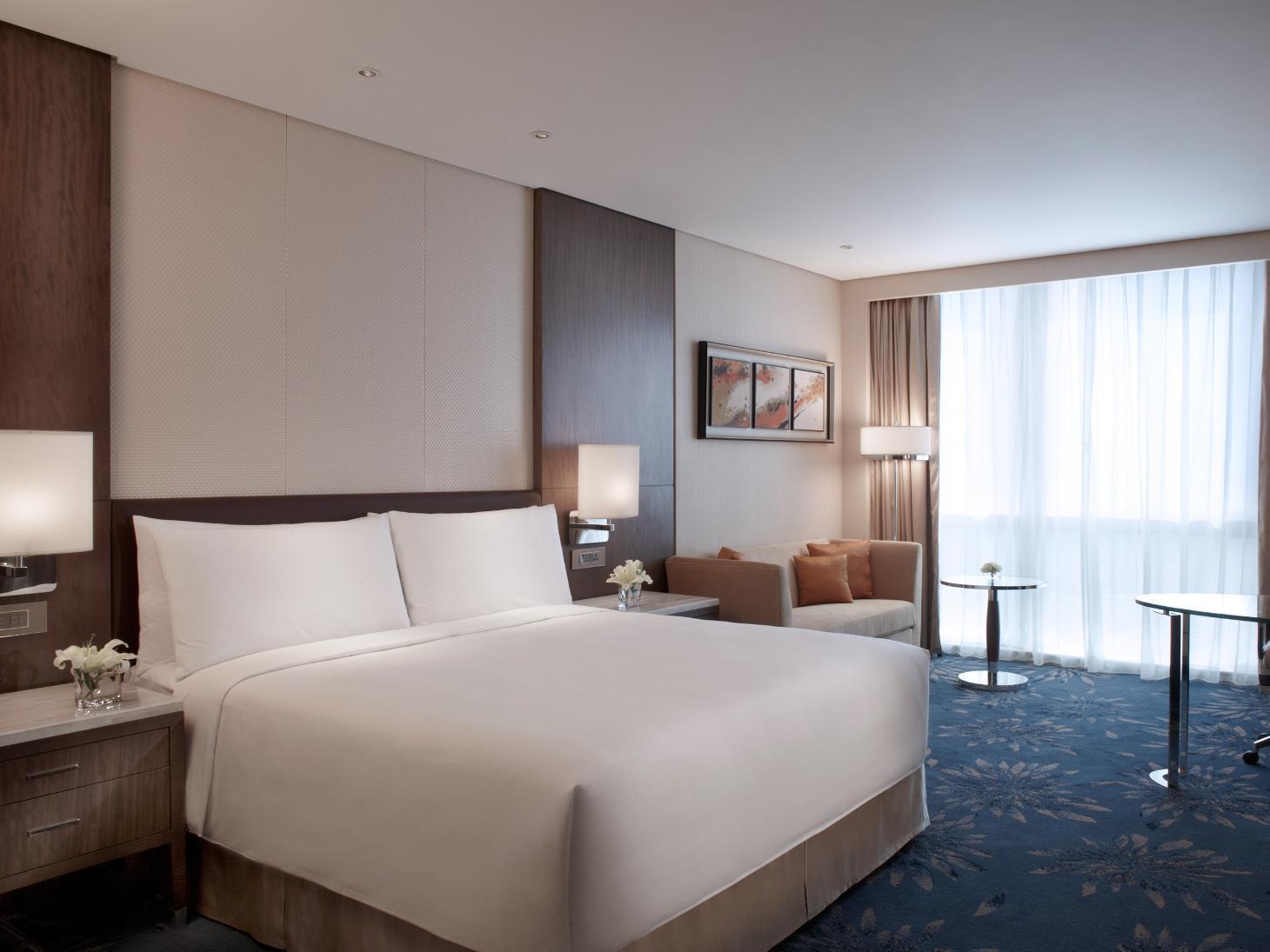 Marriott Pudong East - Only A 30 Minute Drive From 5*
