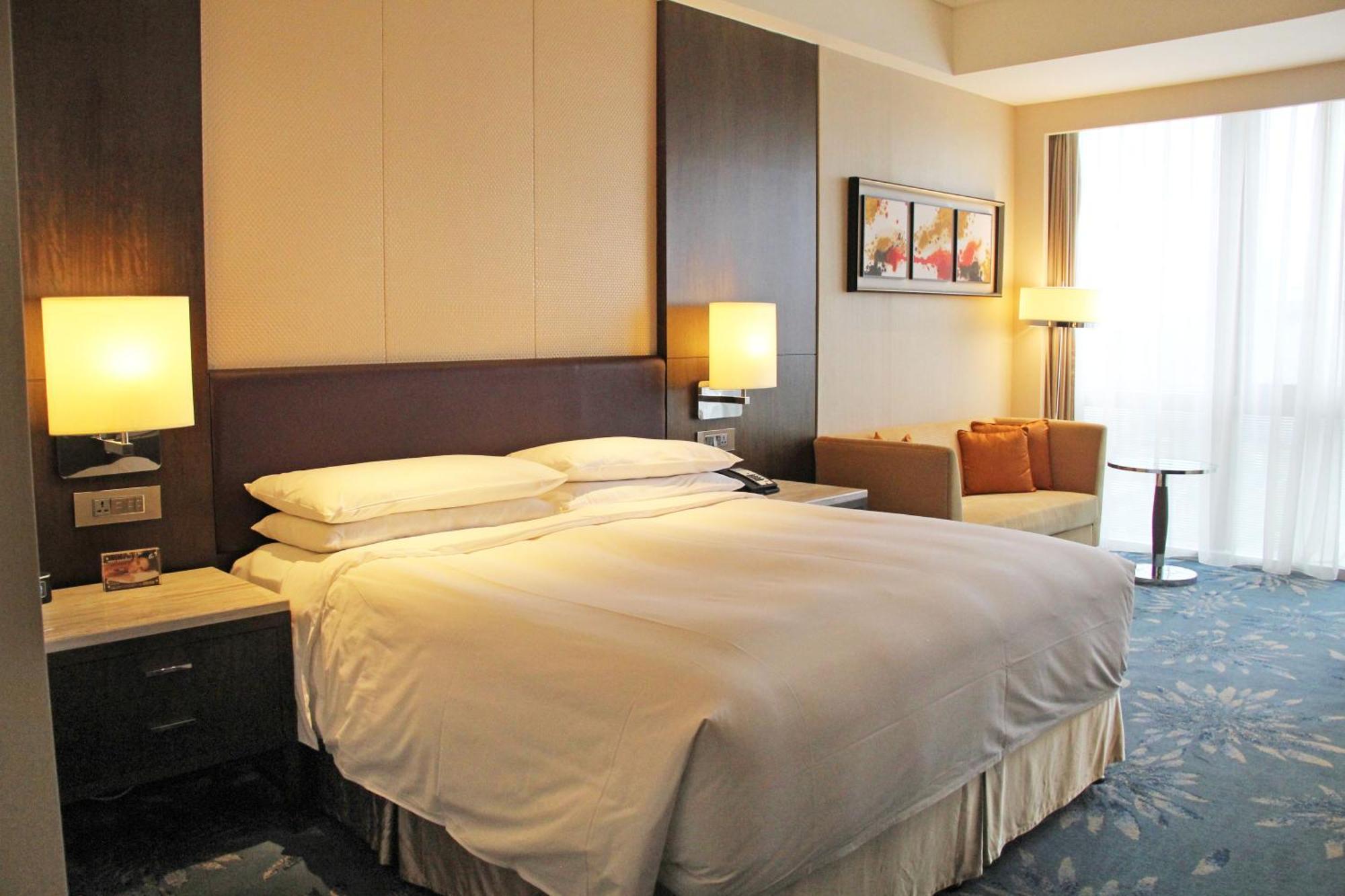 Hotel Marriott Pudong East - Only A 30 Minute Drive From 5*